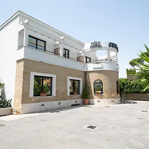 4* Hotel Cervara Park