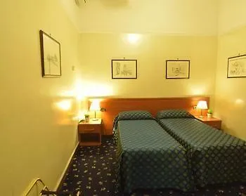 Hotel Harmony Roma 3*,